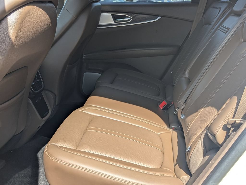 Used 2018 Lincoln MKX Reserve w/ Luxury Package AWD/4WD image 23