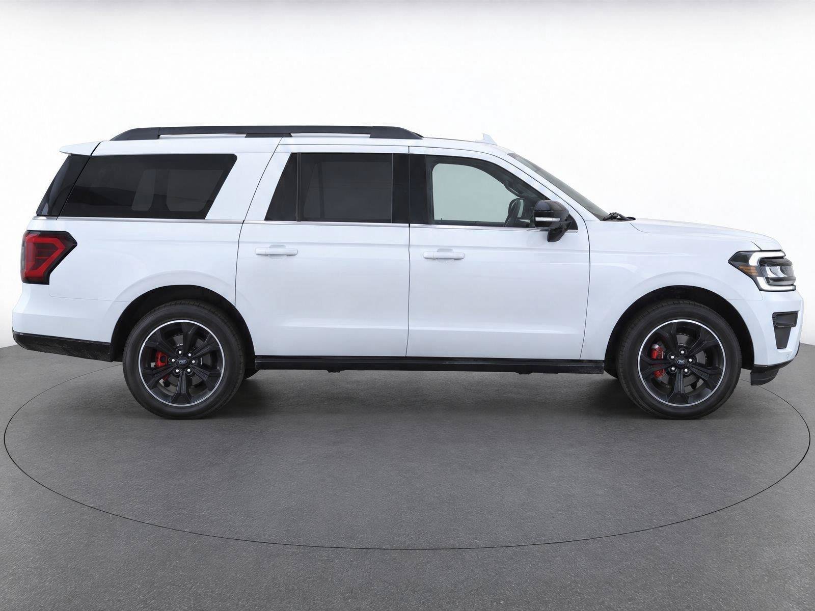 Used 2023 Ford Expedition Max Limited AWD/4WD image 9