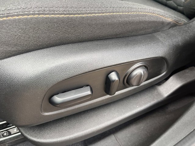 Used 2020 Chevrolet Equinox LT image 15