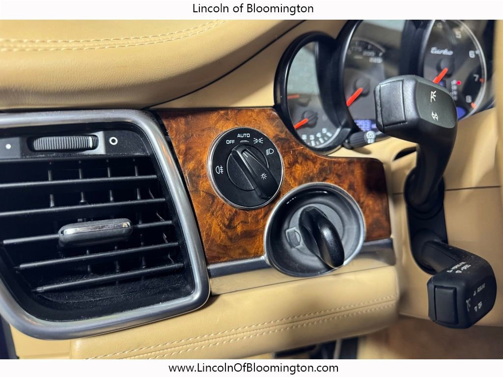 Used 2013 Porsche Panamera Turbo image 22