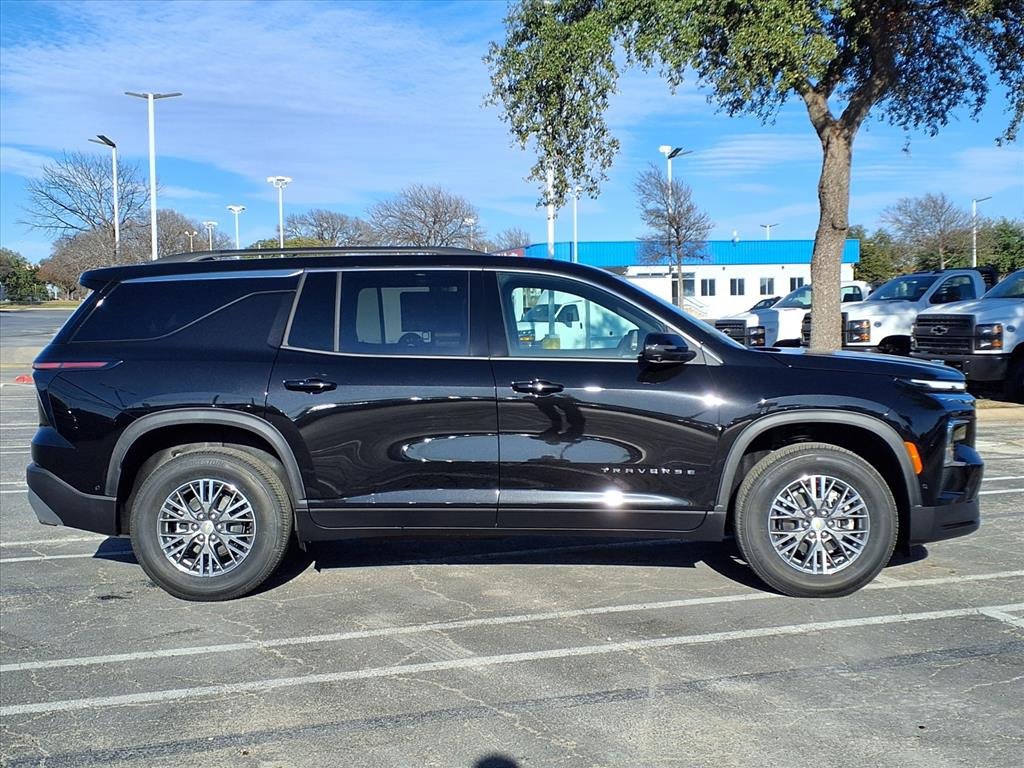 New 2026 Chevrolet Traverse LT w/ Enhanced Driving Package image 3