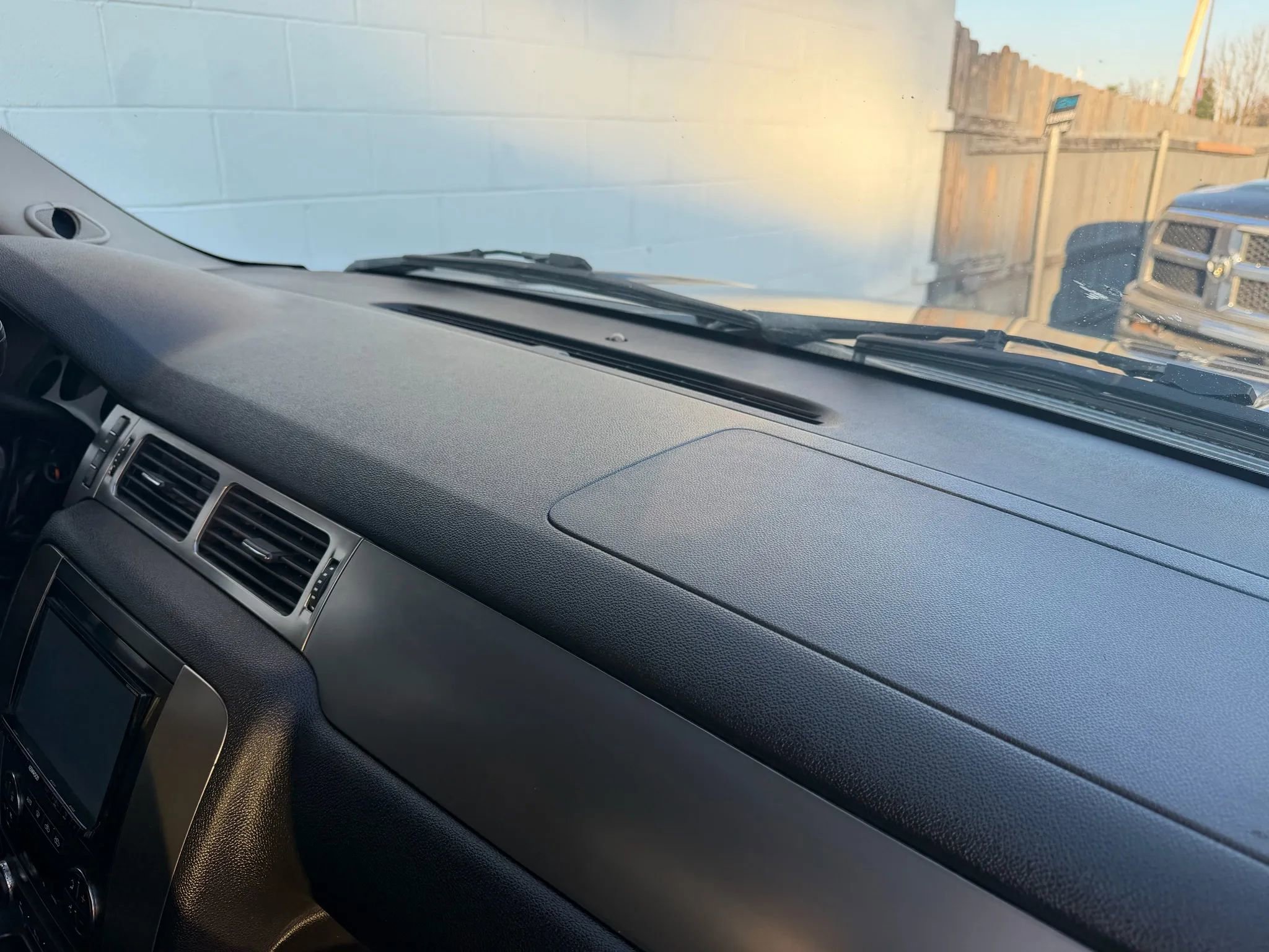 Used 2007 Chevrolet Avalanche LT w/ LT Preferred Equipment Group image 15