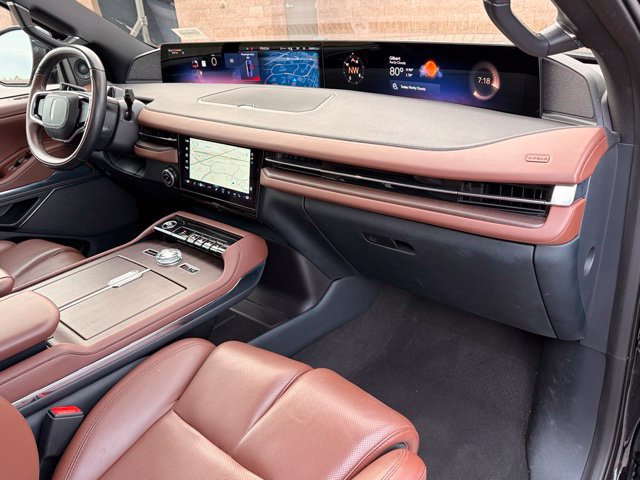 Used 2025 Lincoln Navigator Reserve AWD/4WD image 14