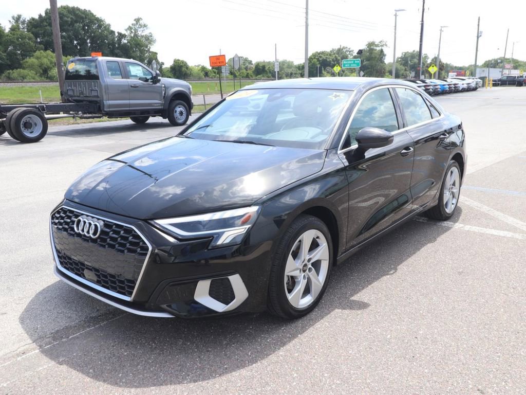 Used 2024 Audi A3 2.0T Premium FWD image 3