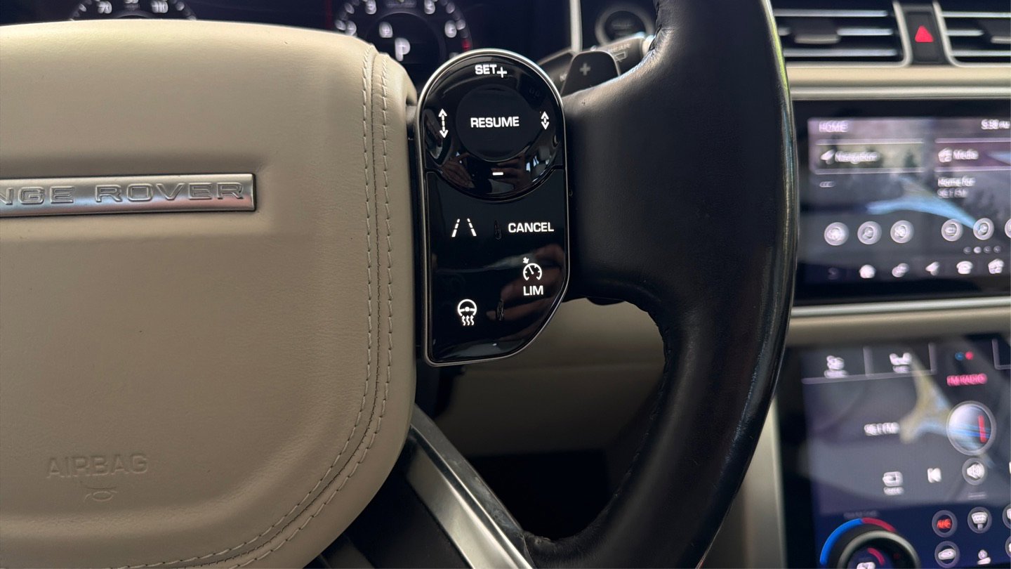 Used 2018 Land Rover Range Rover Supercharged AWD/4WD image 33