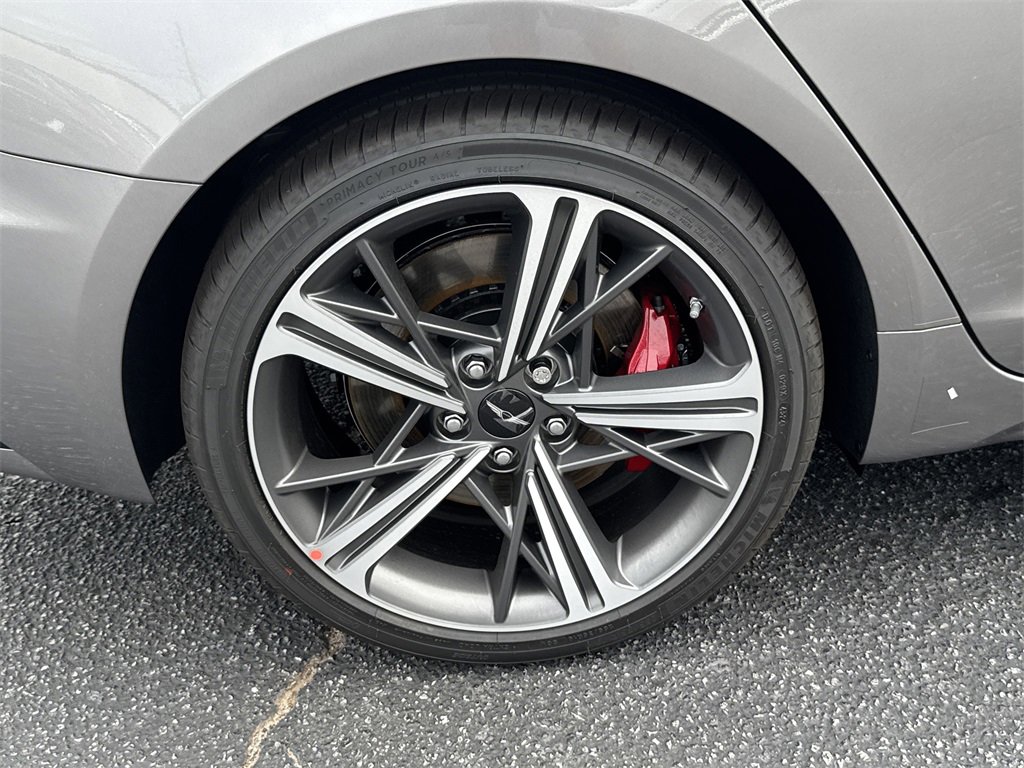 New 2025 Genesis G70 2.5T w/ Sport Prestige Package image 20