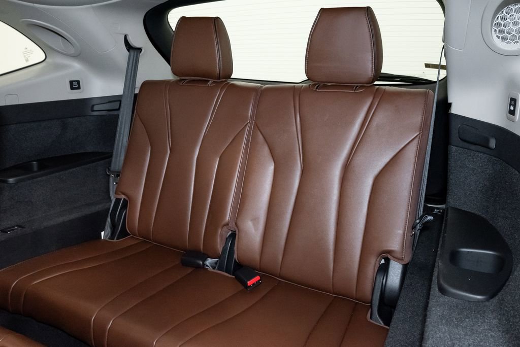 Used 2024 Acura MDX SH-AWD w/ Advance Package image 24