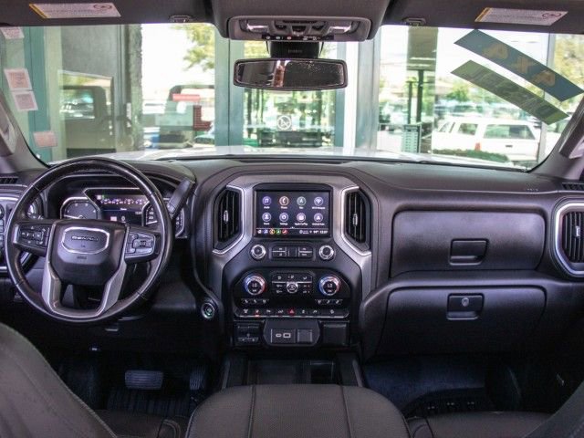 Used 2023 GMC Sierra 3500 Denali AWD/4WD image 15