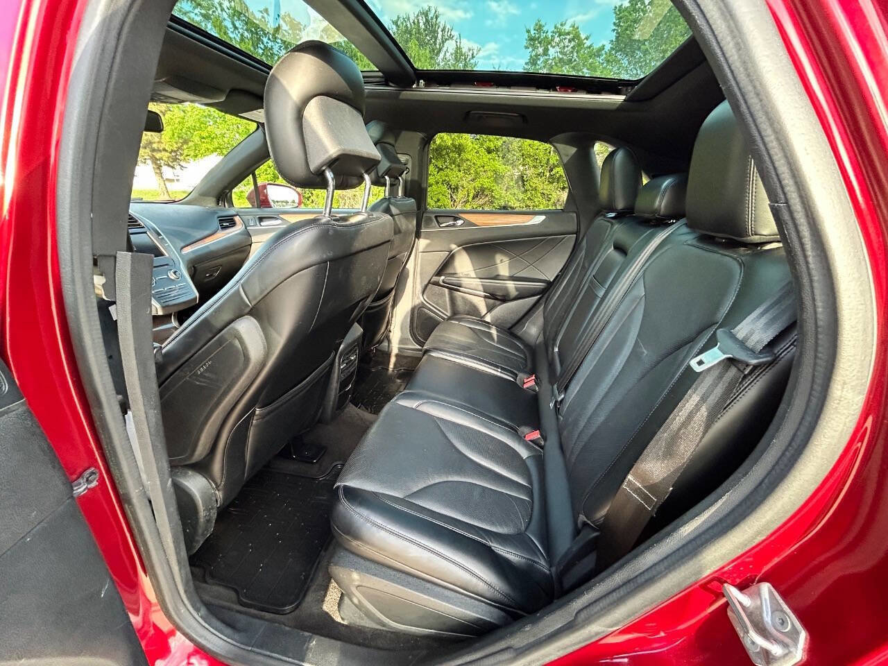 Used 2015 Lincoln MKC FWD w/ Equipment Group 102A Reserve image 13