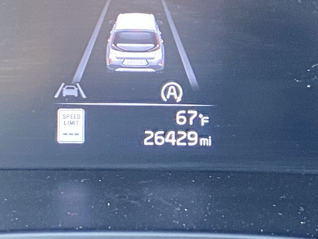 Used 2023 Kia Soul GT-Line image 12