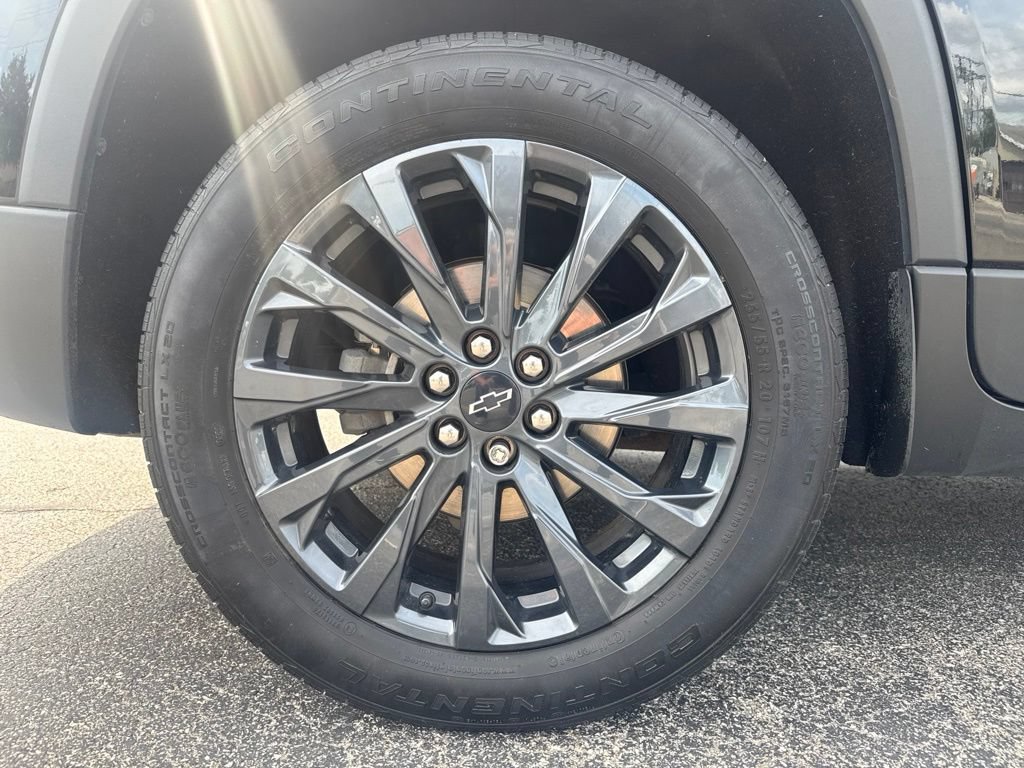 Used 2023 Chevrolet Traverse RS w/ LPO, Floor Liner Package FWD image 10