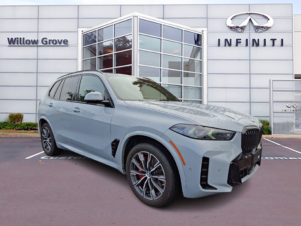 Used 2024 BMW X5 xDrive40i w/ M Sport Package AWD/4WD image 1