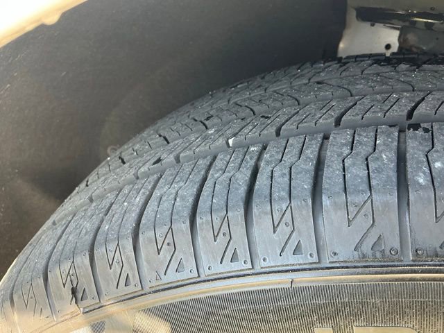 Used 2021 Cadillac XT5 Premium Luxury AWD/4WD image 12