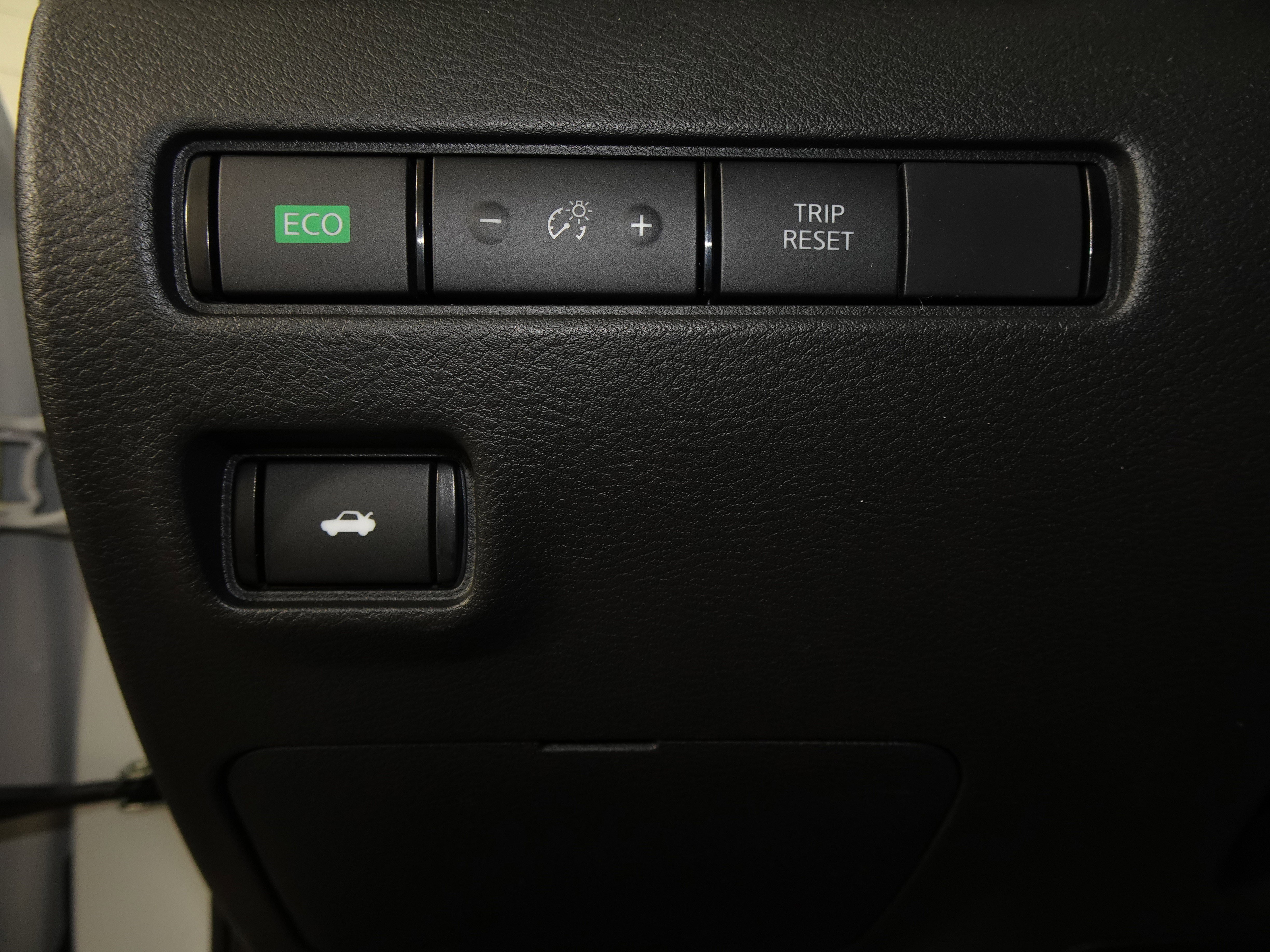 Certified 2025 Nissan Sentra SV w/ All-Weather Package image 30