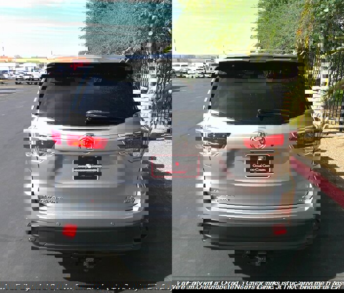 Used 2015 Toyota Highlander Limited image 4