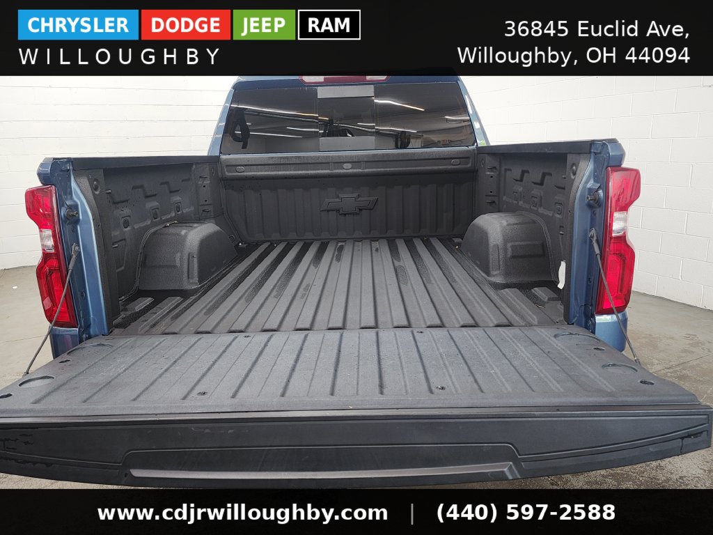 Used 2024 Chevrolet Silverado 1500 LT Trail Boss w/ Convenience Package II AWD/4WD image 35