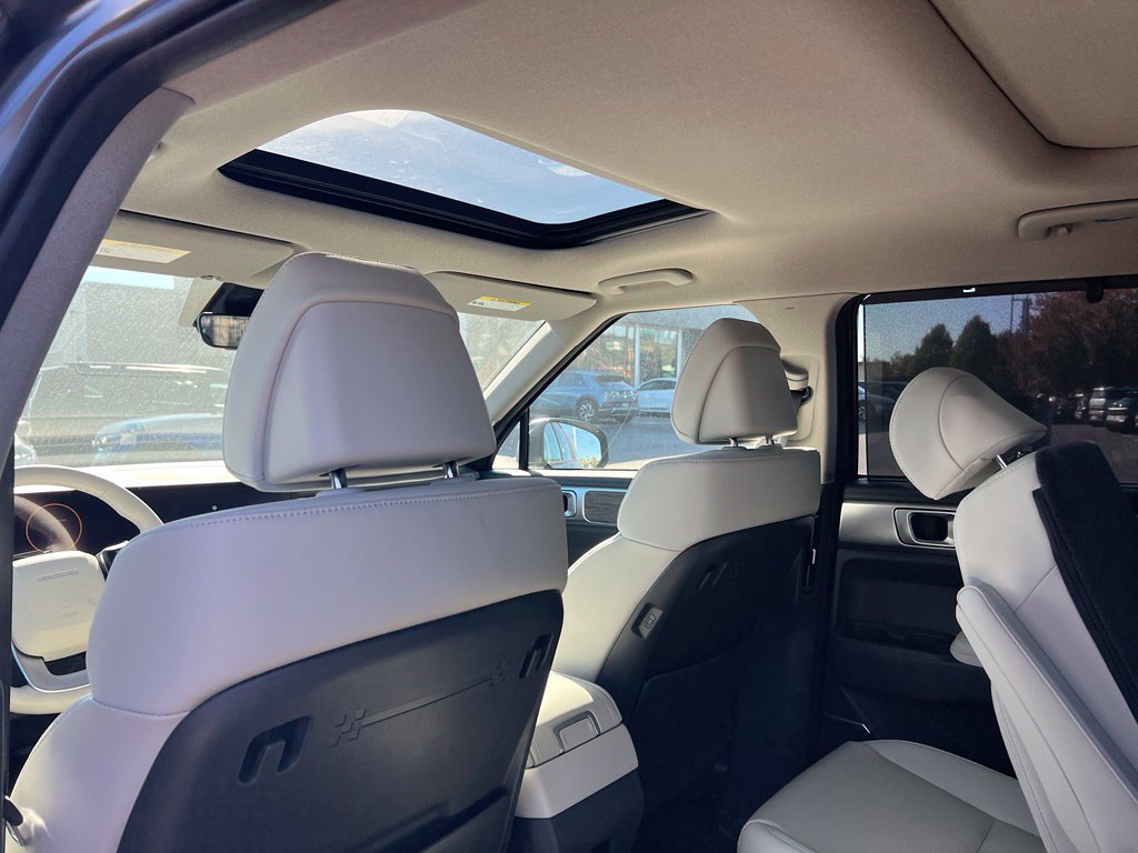 New 2026 Hyundai Santa Fe Limited AWD/4WD image 9