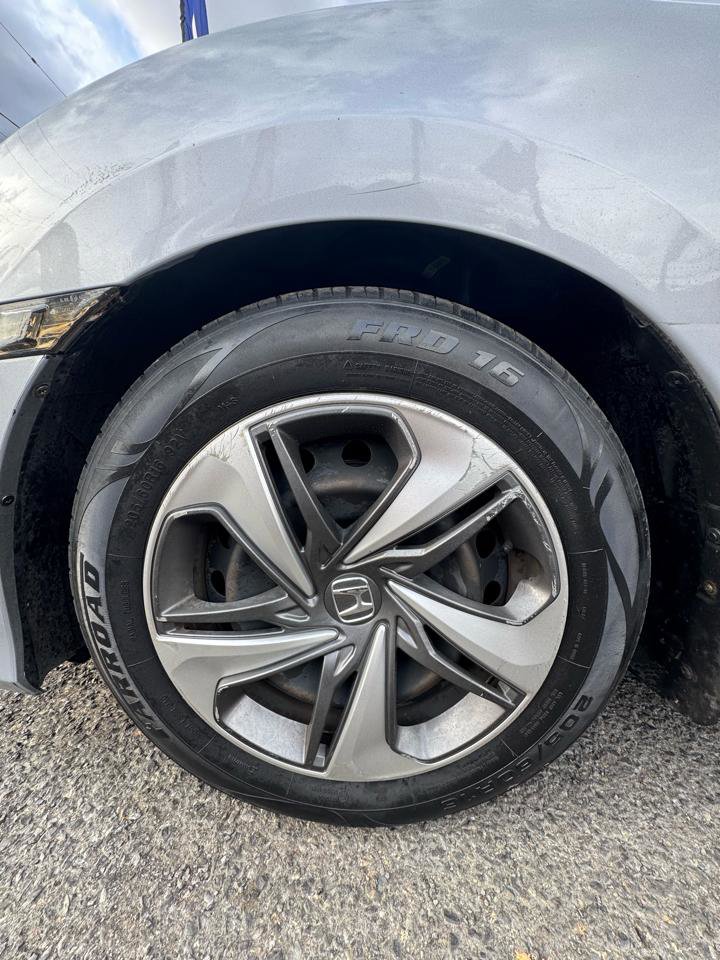 Used 2019 Honda Civic LX image 9