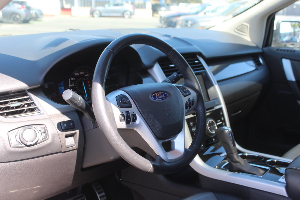 Used 2014 Ford Edge Sport w/ Driver Entry Package AWD/4WD image 12