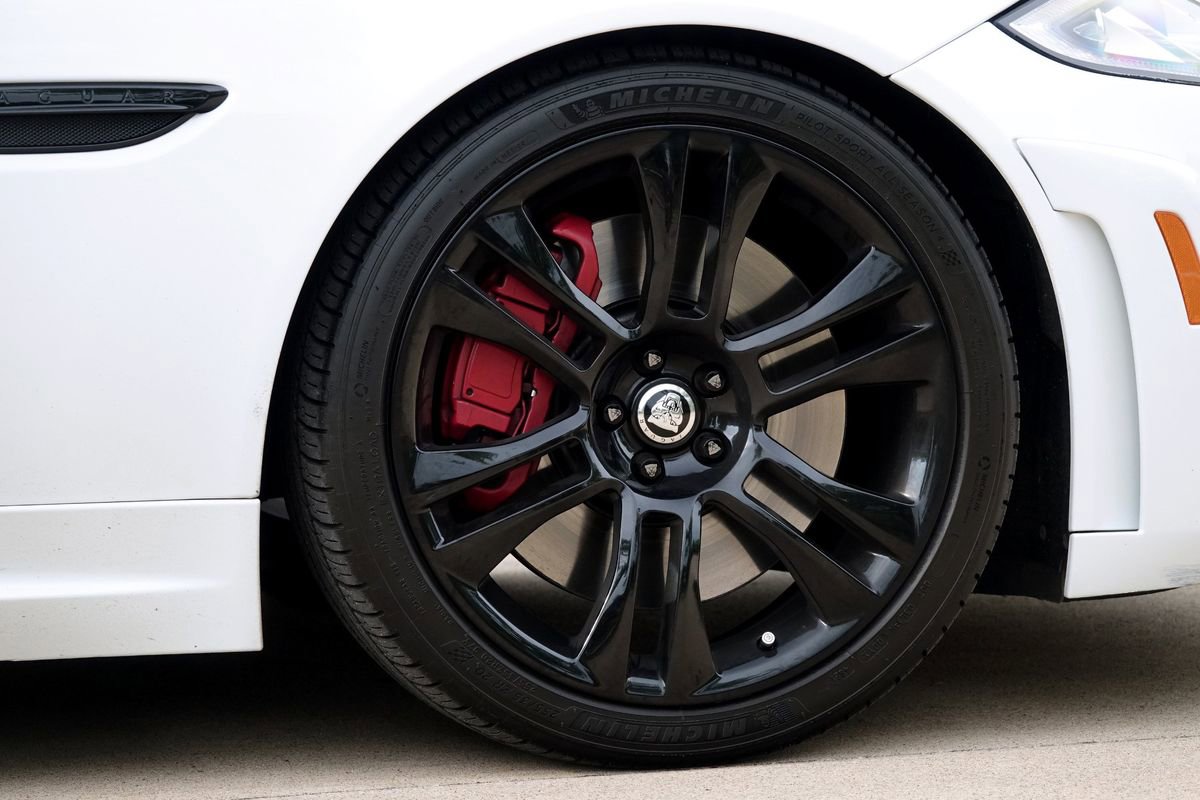 Used 2013 Jaguar XKR R-S image 29