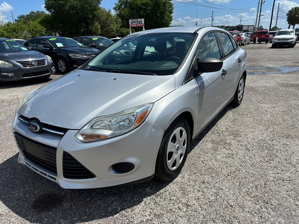Used 2013 Ford Focus S FWD image 3