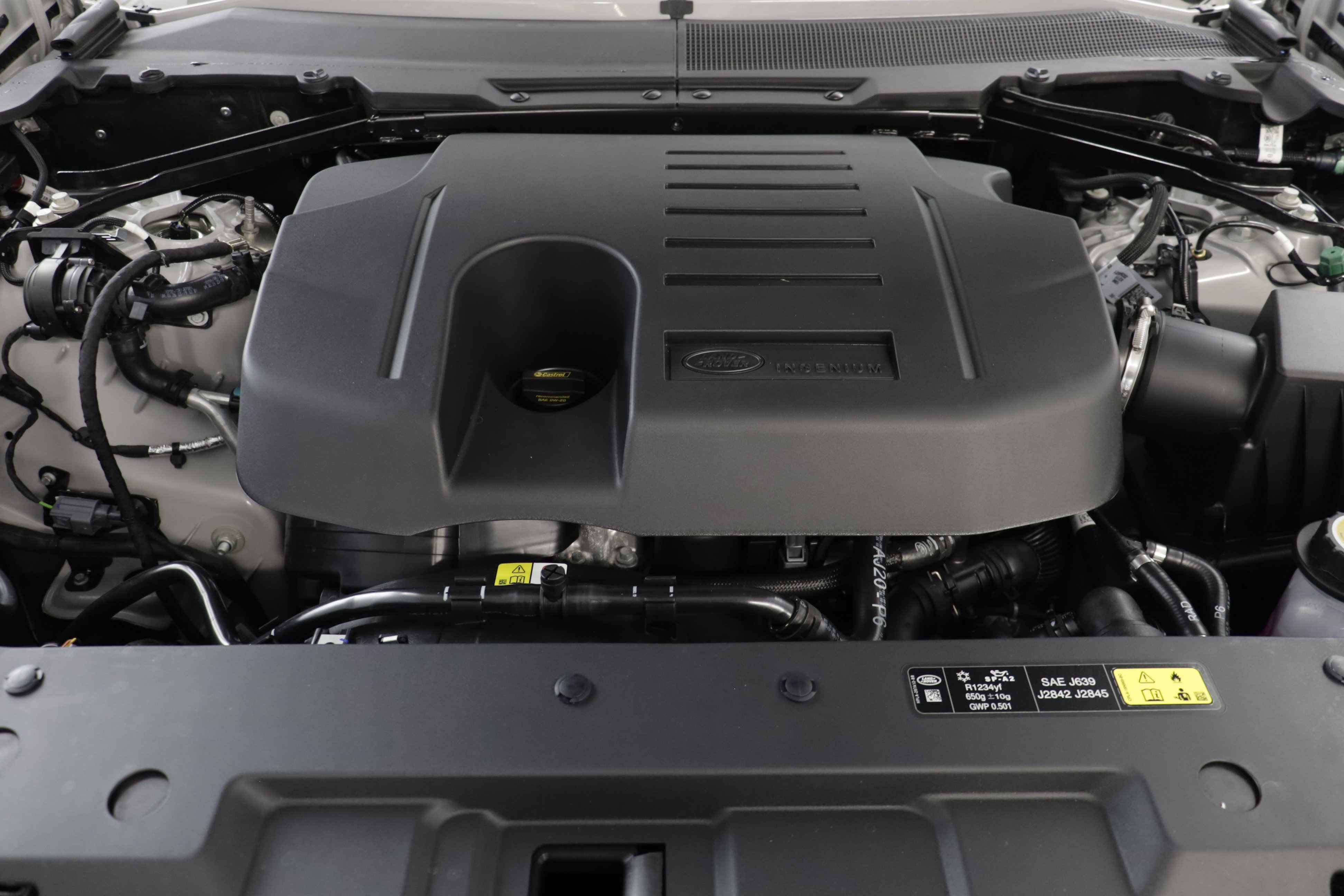 New 2026 Land Rover Defender 110 X-Dynamic SE AWD/4WD image 25