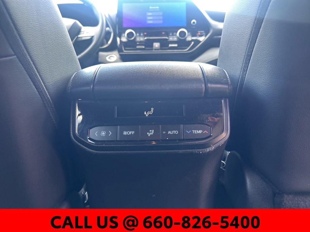 Certified 2025 Toyota Highlander XSE AWD/4WD image 12