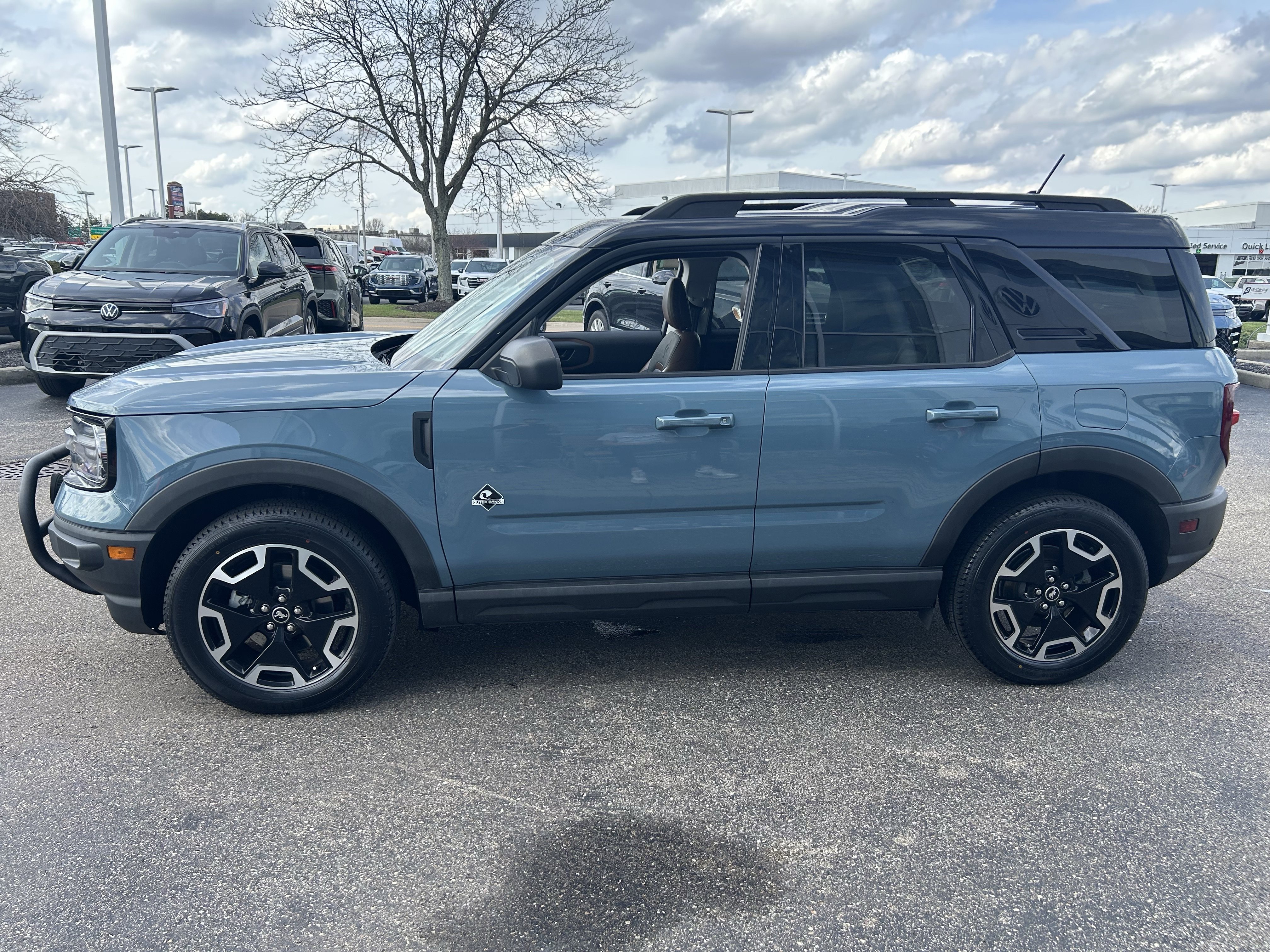 Used 2021 Ford Bronco Sport Outer Banks image 4