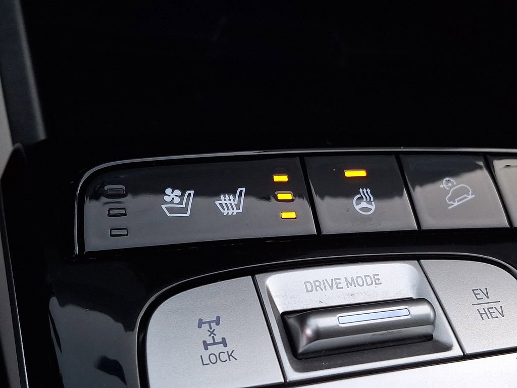 Used 2023 Hyundai Tucson Limited image 22