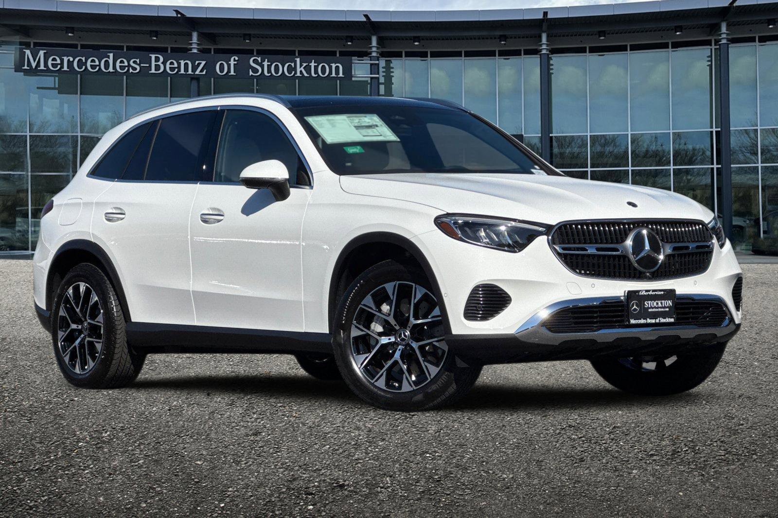 New 2026 Mercedes-Benz GLC 350e 4MATIC image 1
