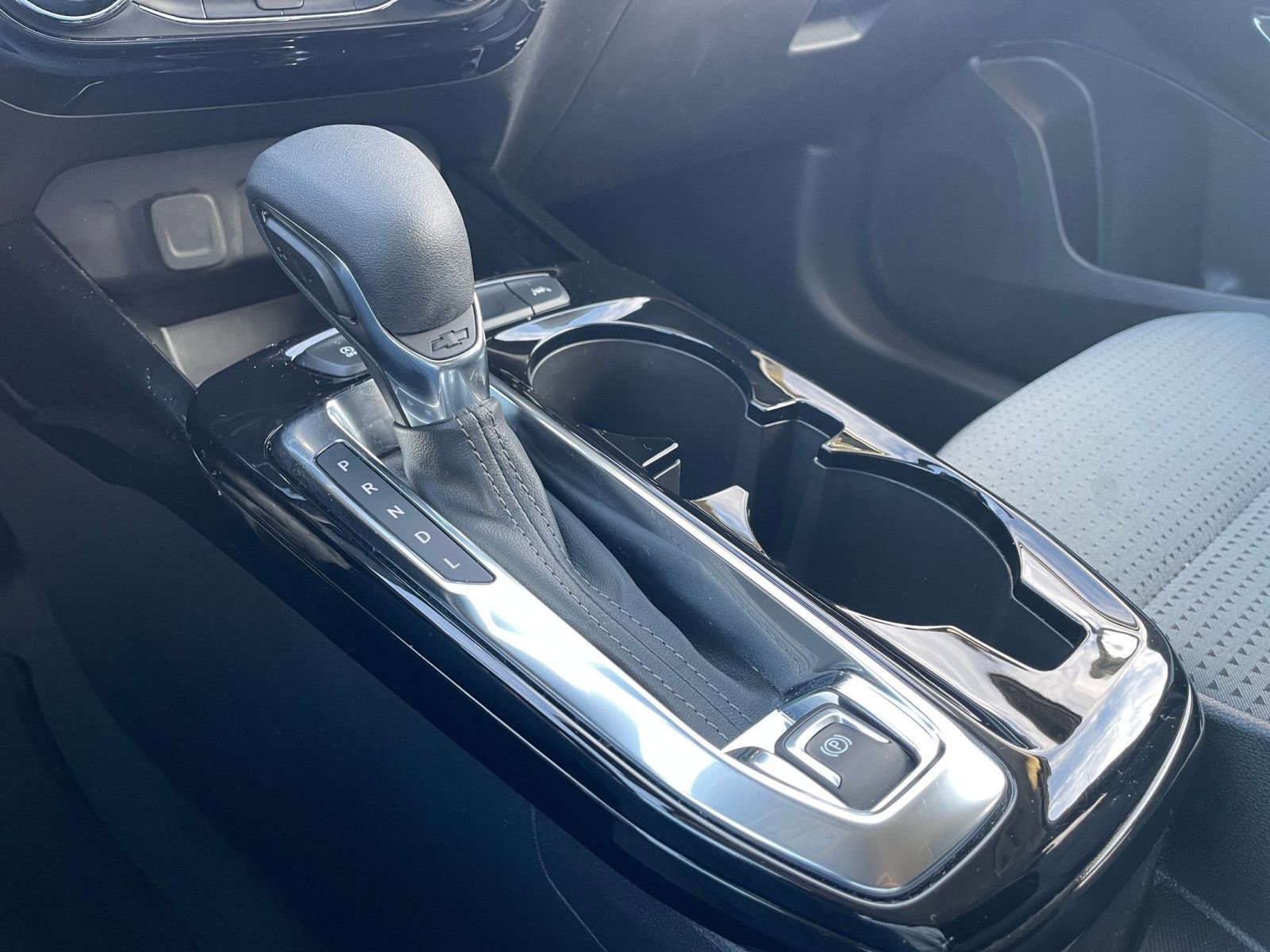 Used 2025 Chevrolet Trax LT image 41