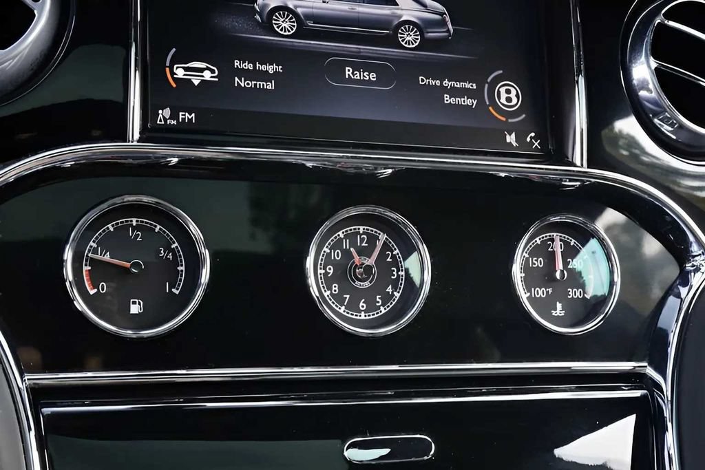 Used 2017 Bentley Mulsanne RWD image 15