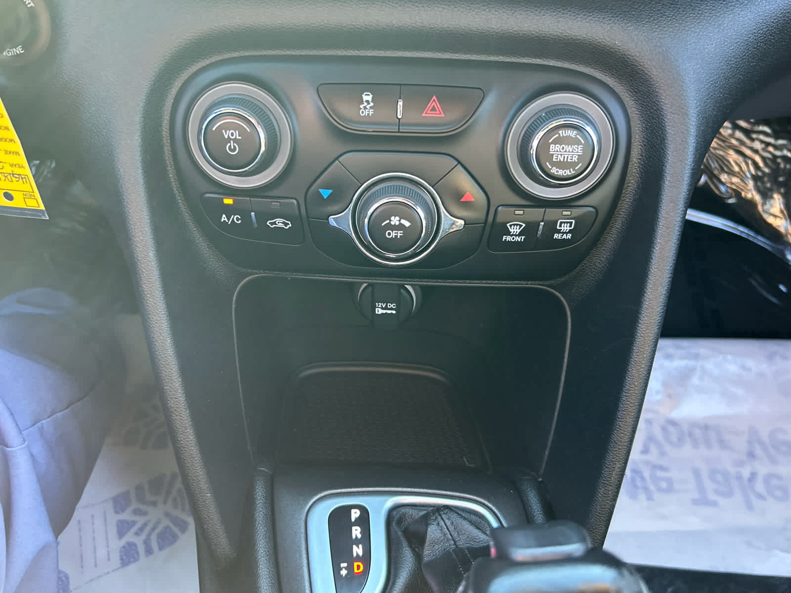 Used 2016 Dodge Dart SXT w/ Rallye Appearance Group FWD image 18