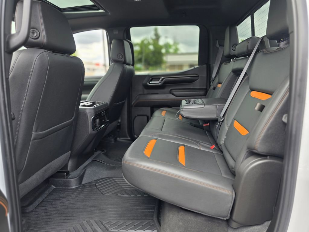 Used 2022 GMC Sierra 1500 AT4 w/ AT4 Premium Package image 17