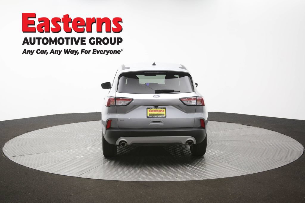 Used 2022 Ford Escape SE FWD image 37
