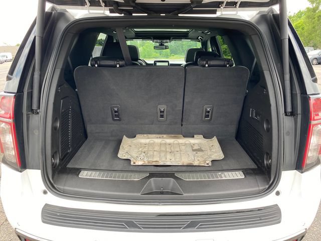 Used 2022 Chevrolet Tahoe RST w/ Luxury Package AWD/4WD image 22