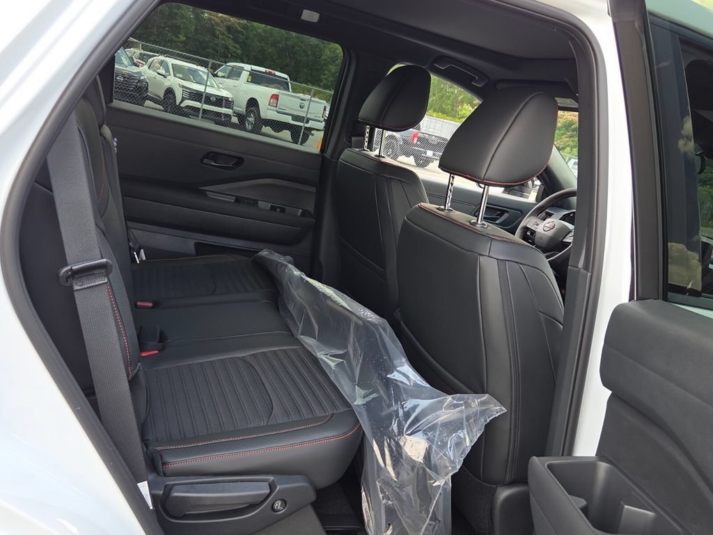 New 2026 Nissan Pathfinder Rock Creek AWD/4WD image 12