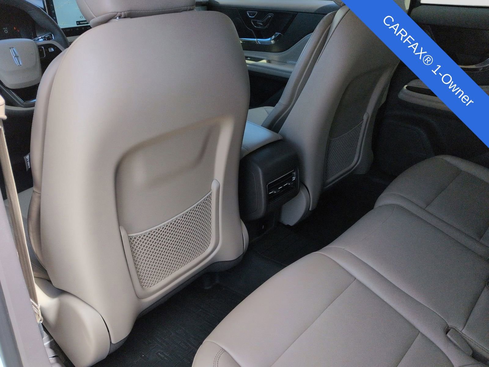 Used 2023 Lincoln Corsair AWD image 21