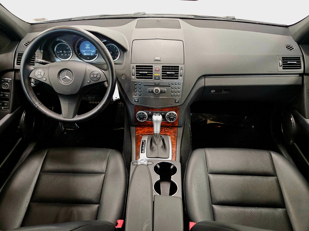 Used 2010 Mercedes-Benz C 300 4MATIC Sedan image 30