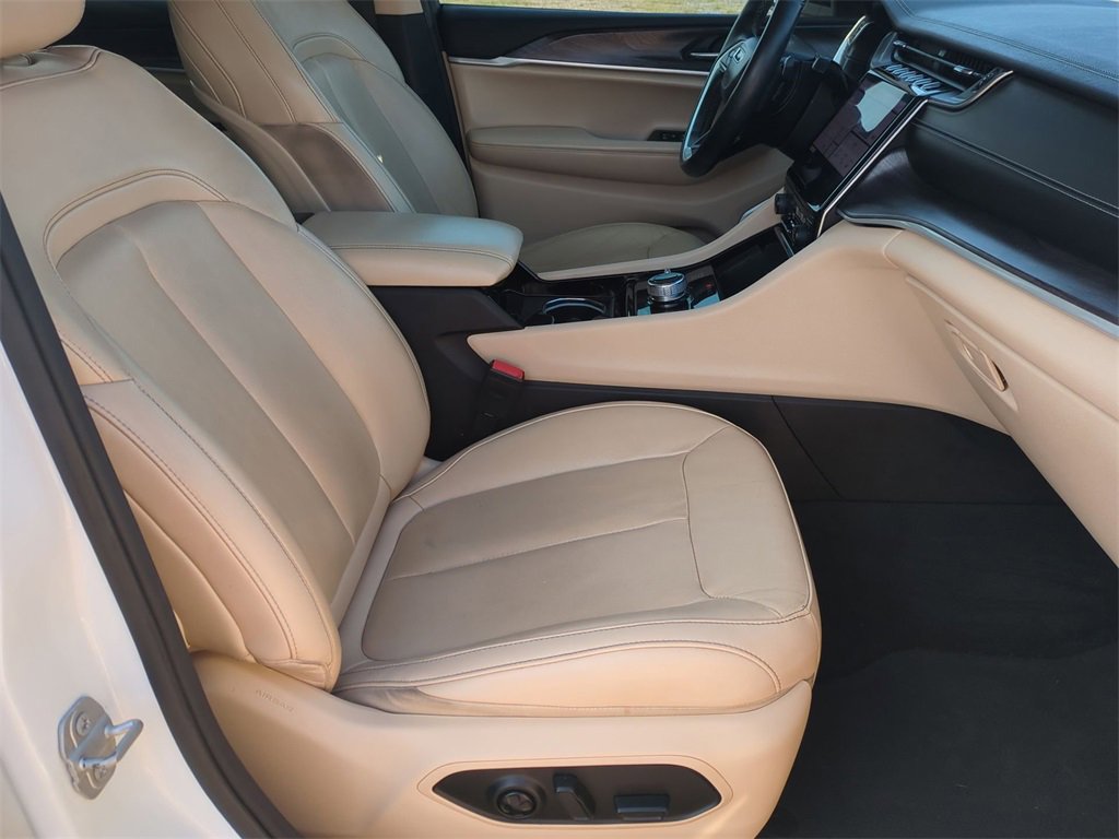 Used 2021 Jeep Grand Cherokee L Limited w/ MOPAR Finishing Package image 27