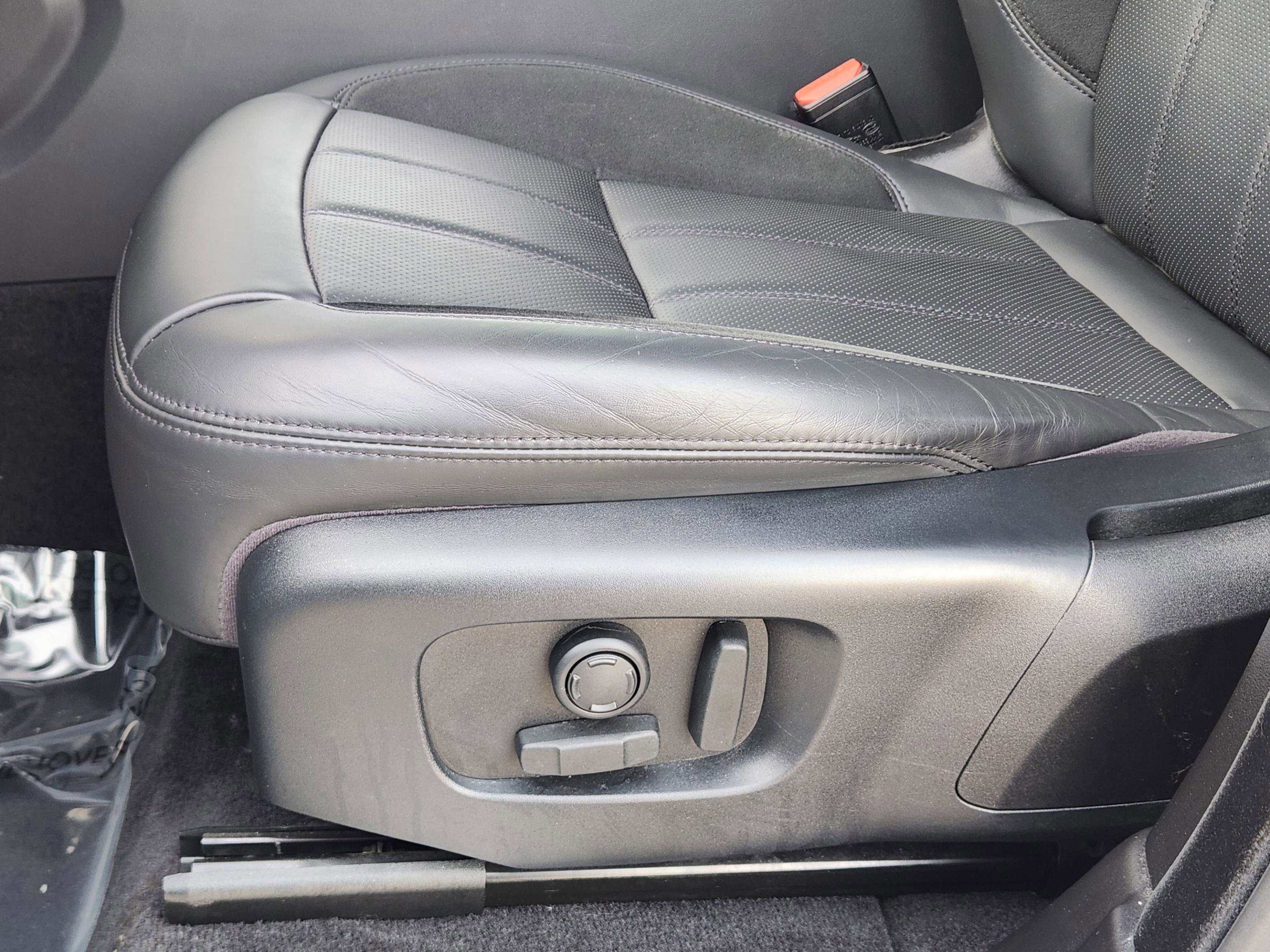 Used 2020 Land Rover Range Rover Sport HST AWD/4WD image 18