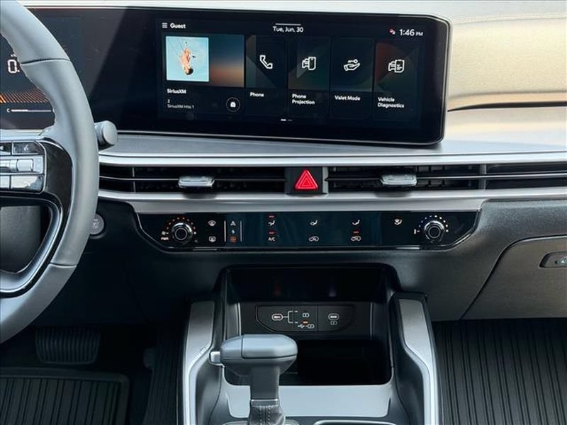 New 2026 Kia Sorento LX FWD image 19