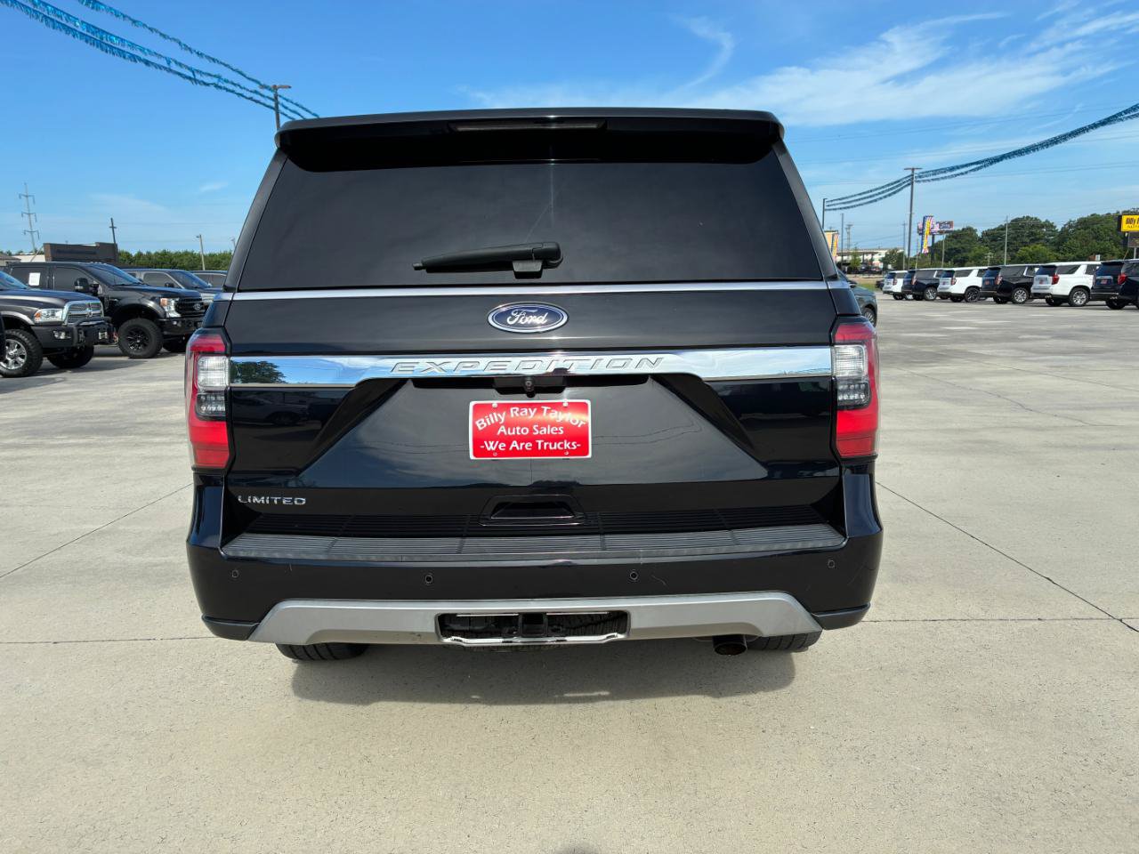 Used 2019 Ford Expedition Limited w/ Special Edition Package RWD image 6