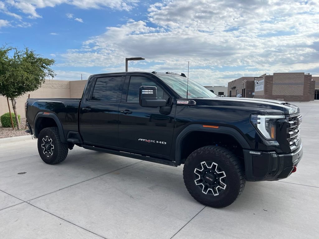 Used 2026 GMC Sierra 2500 AT4X AWD/4WD image 4