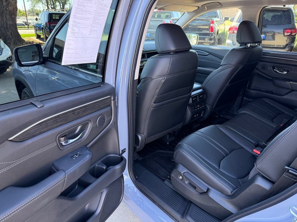 Certified 2026 Honda Pilot Touring image 14
