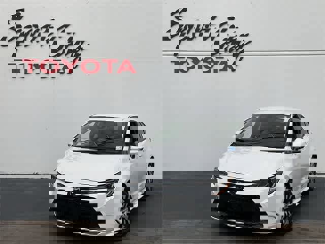 Used 2022 Toyota Corolla LE