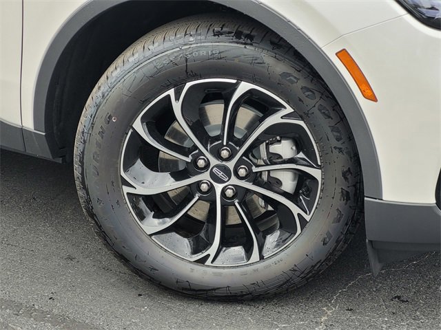 New 2026 Lincoln Nautilus Premier image 9