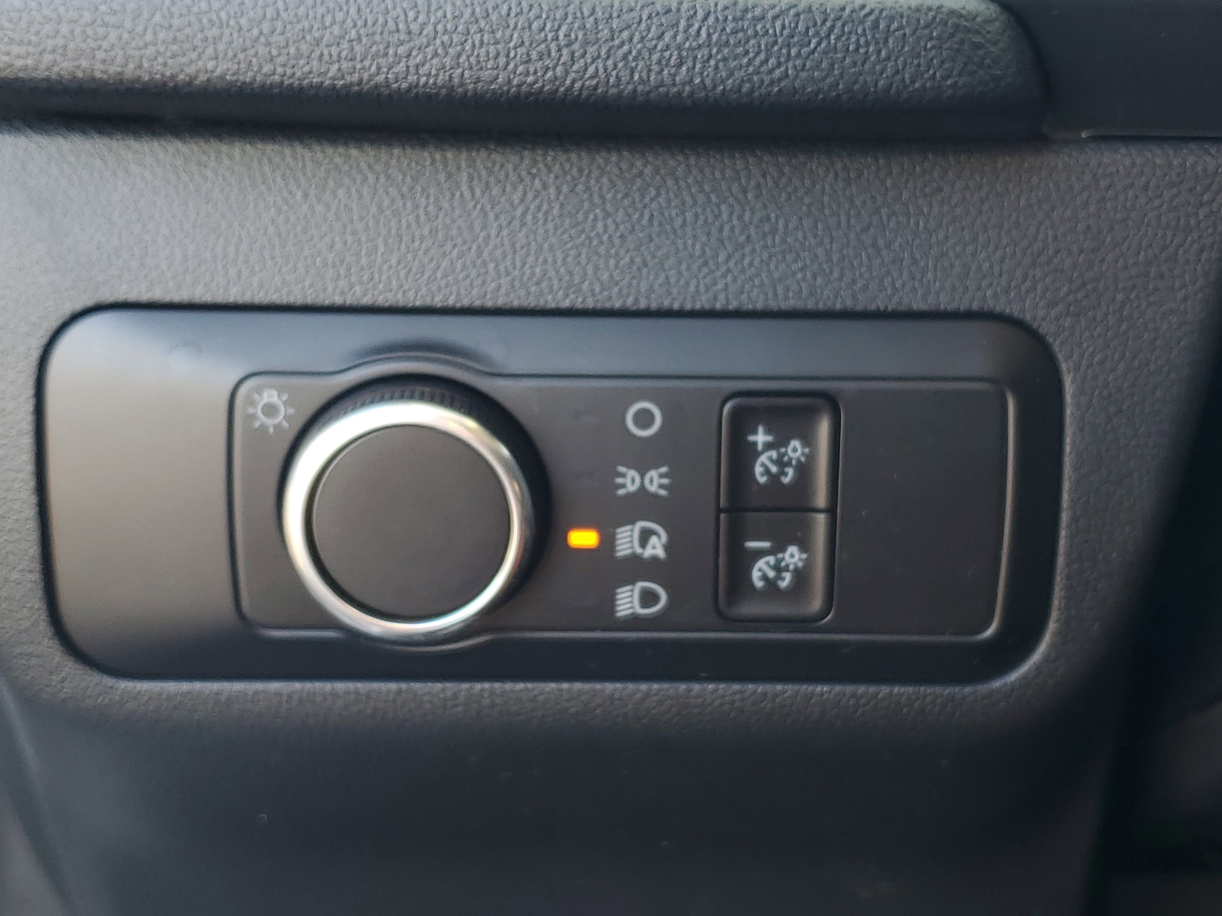 Used 2025 Ford Escape Active image 14