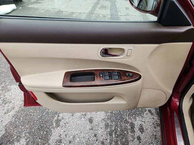 Used 2009 Buick LaCrosse CXL image 12