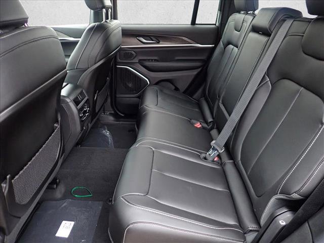 New 2026 Jeep Grand Cherokee Limited image 10